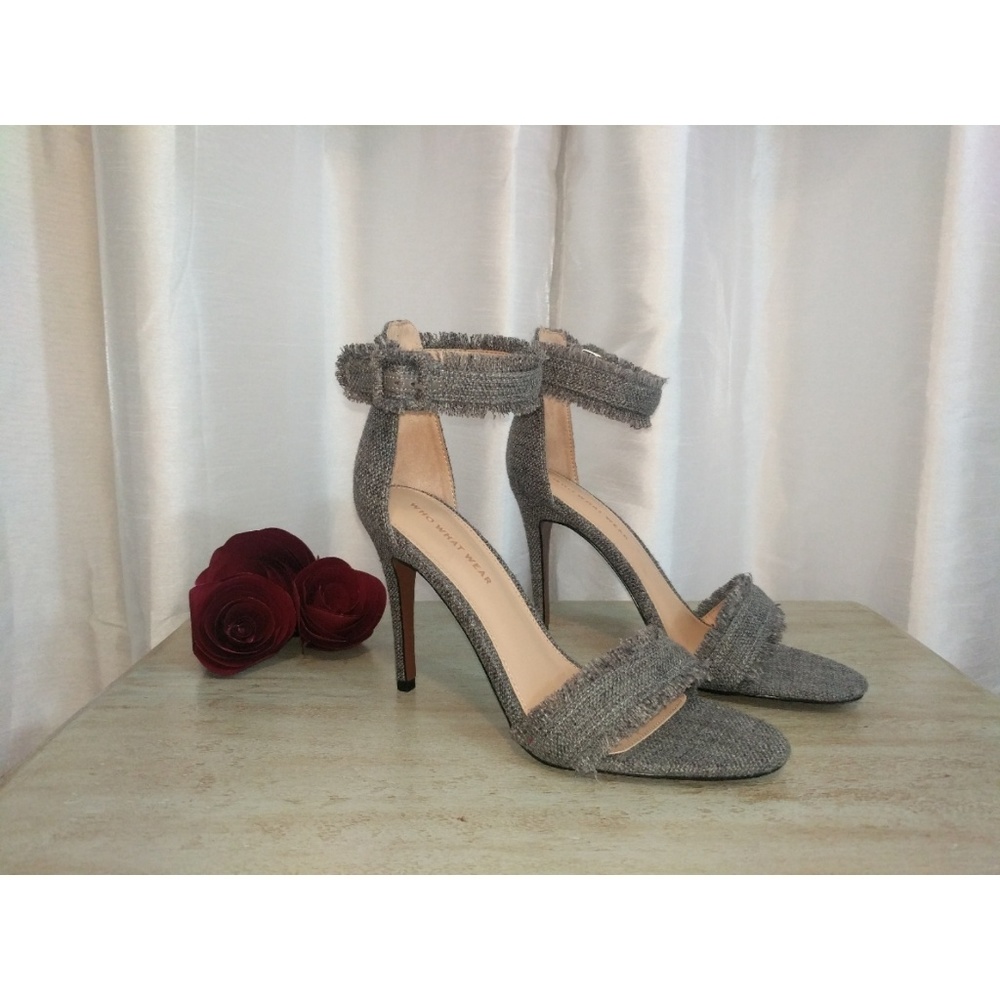 Gray Heels (size 8) denim heels